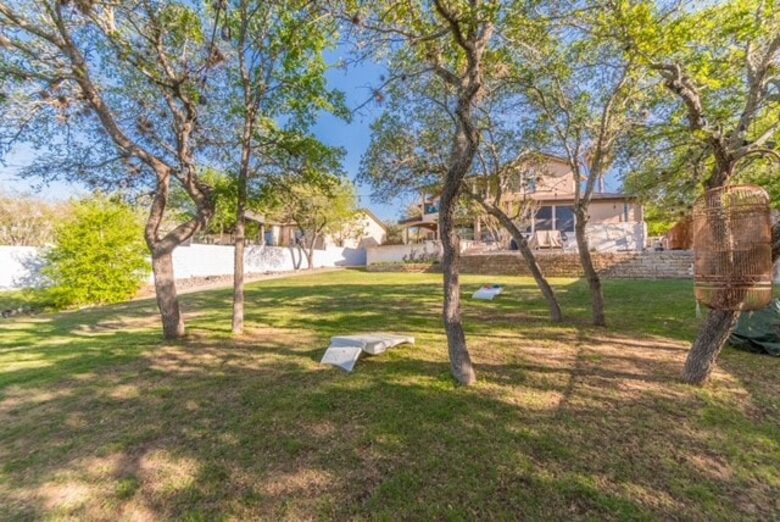 Luxury Lake Travis Waterfront - Spicewood, Texas