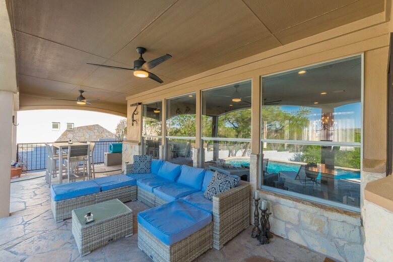 Luxury Lake Travis Waterfront - Spicewood, Texas