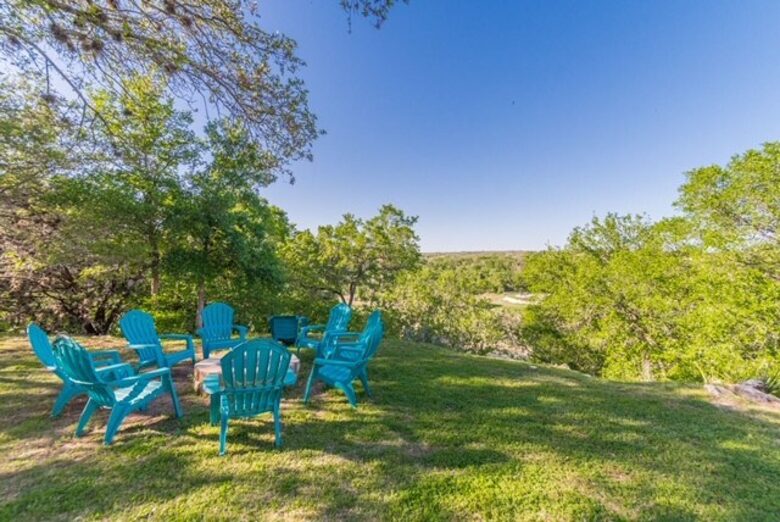 Luxury Lake Travis Waterfront - Spicewood, Texas