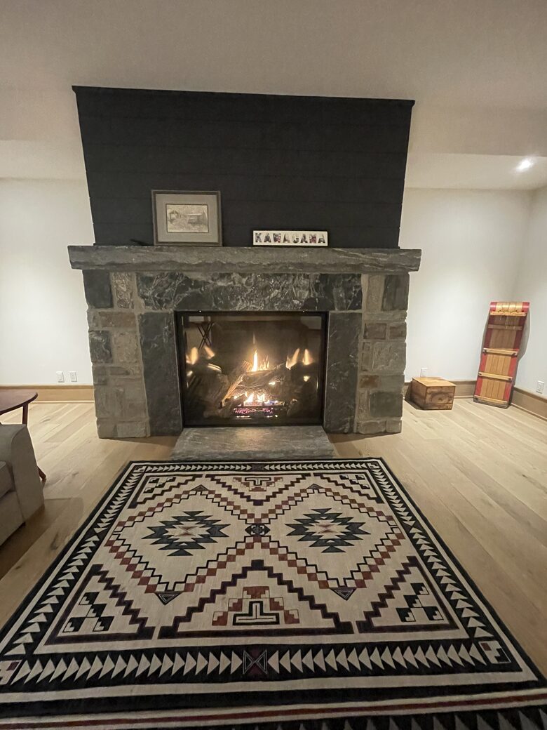 SamRidge | A Lakefront Retreat - Algonquin Highlands, Canada