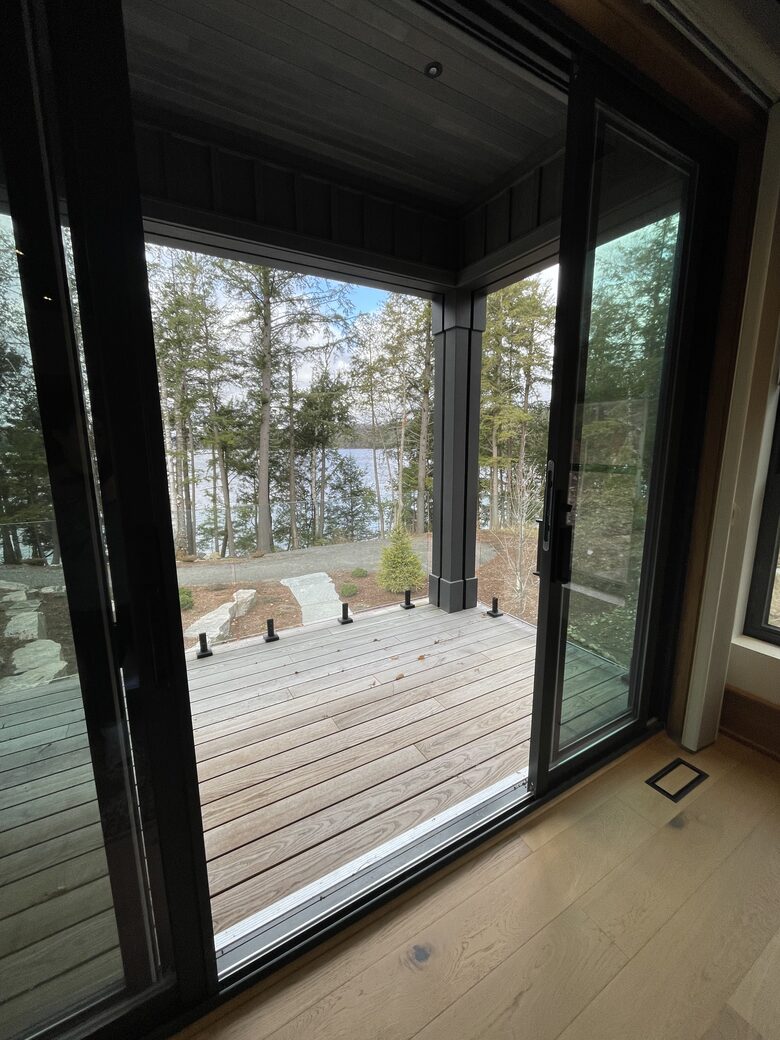 SamRidge | A Lakefront Retreat - Algonquin Highlands, Canada