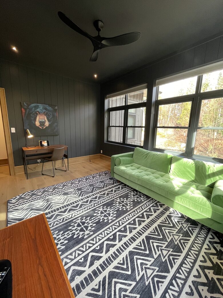SamRidge | A Lakefront Retreat - Algonquin Highlands, Canada