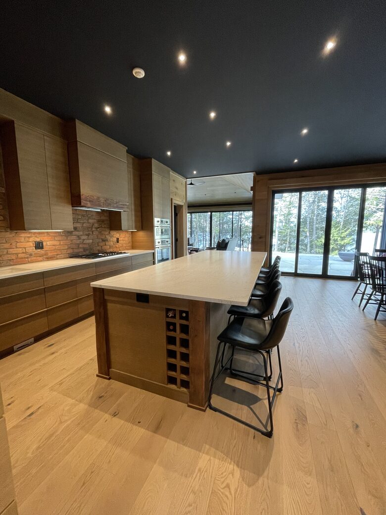 SamRidge | A Lakefront Retreat - Algonquin Highlands, Canada