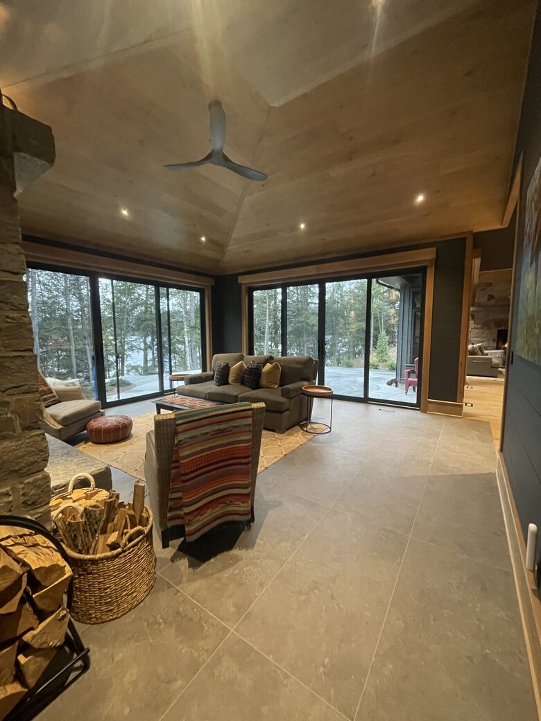 SamRidge | A Lakefront Retreat - Algonquin Highlands, Canada