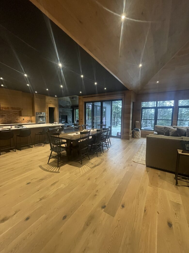 SamRidge | A Lakefront Retreat - Algonquin Highlands, Canada
