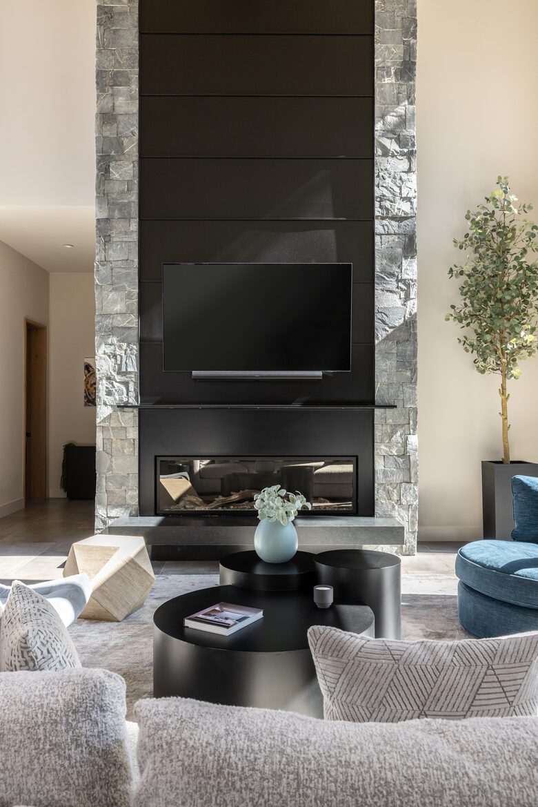 Schaffer's Mill - Lake Tahoe Mountain Modern All Season Escape - Truckee, California