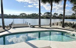Charming Lakefront Cottage | Only A Block From The Beach - Panama City Beach, Florida