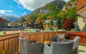 Haus Whymper 3BD Apartment - Zermatt, Switzerland