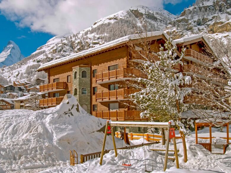 Haus Whymper 3BD Apartment - Zermatt, Switzerland