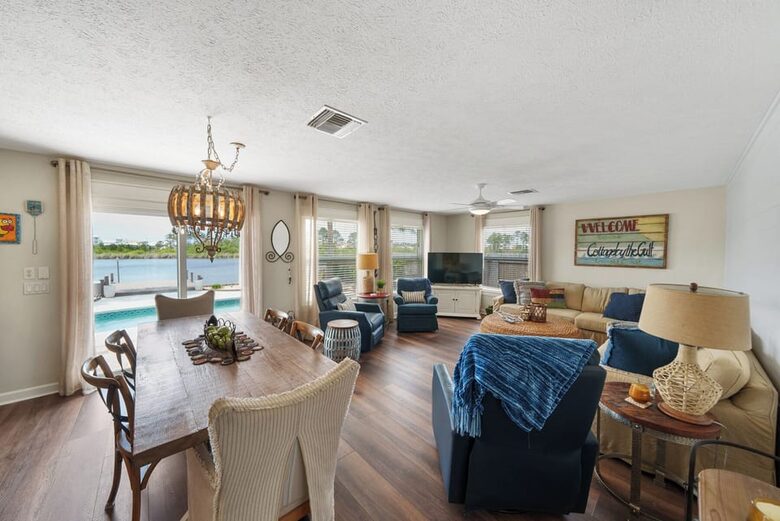 Charming Lakefront Cottage | Only A Block From The Beach - Panama City Beach, Florida