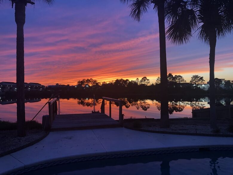 Charming Lakefront Cottage | Only A Block From The Beach - Panama City Beach, Florida