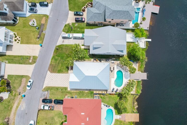 Charming Lakefront Cottage | Only A Block From The Beach - Panama City Beach, Florida