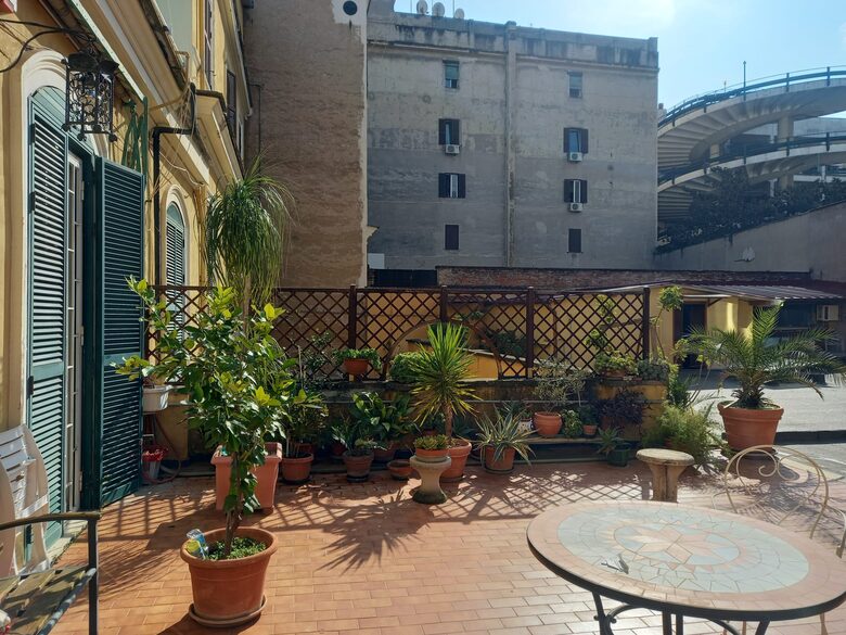 2 BD Rome Retreat - Rome, Italy