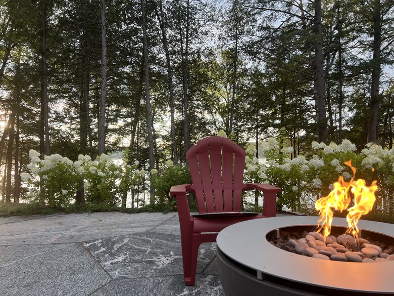 SamRidge | A Lakefront Retreat - Algonquin Highlands, Canada