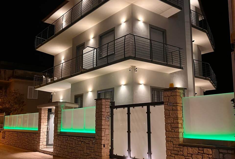 Domus Marina Apartments - Mondragone, Italy