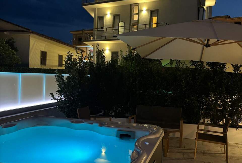 Domus Marina Apartments - Mondragone, Italy