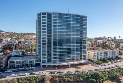 La Jolla Oceanfront Highrise - La Jolla, California