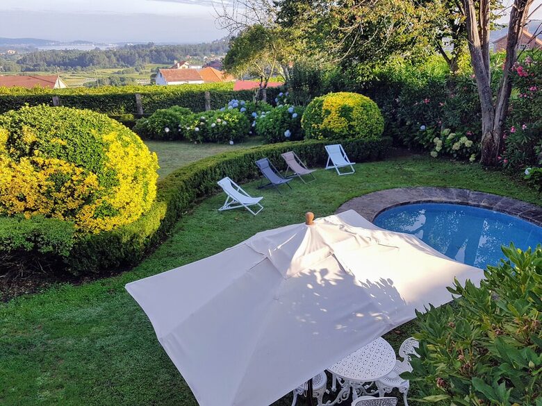 Serene Galician Cottage with La Toja Views - Simes, Spain