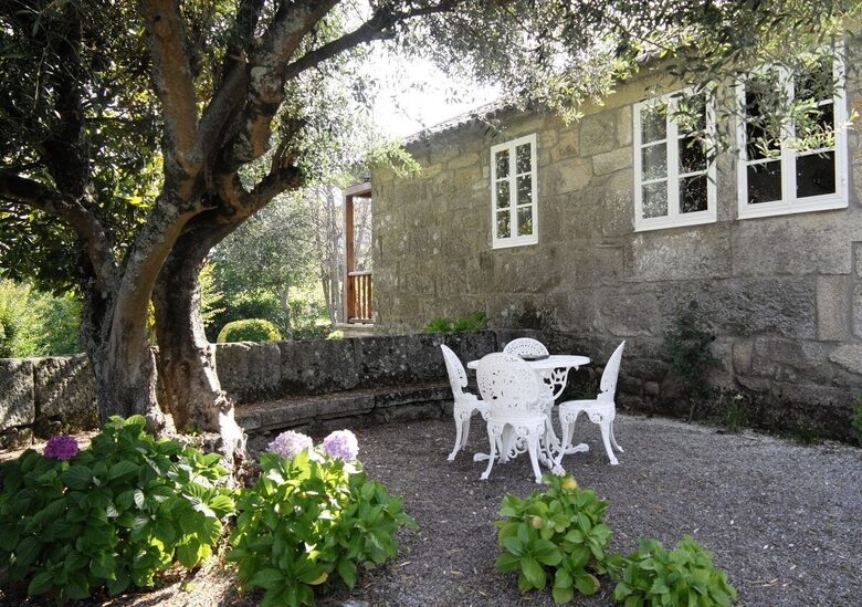 Serene Galician Cottage with La Toja Views - Simes, Spain