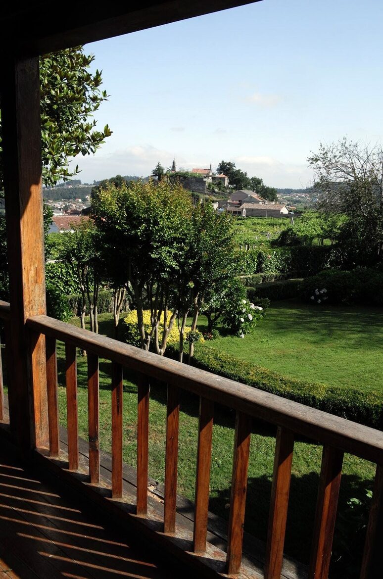 Serene Galician Cottage with La Toja Views - Simes, Spain