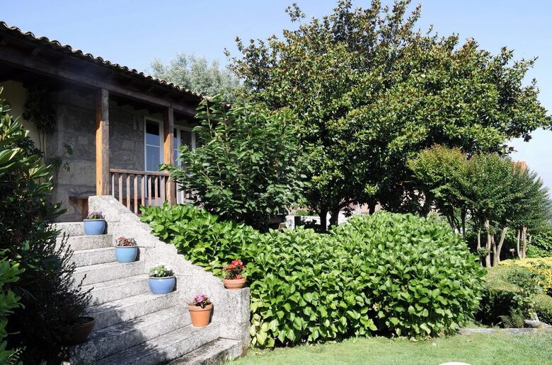 Serene Galician Cottage with La Toja Views - Simes, Spain