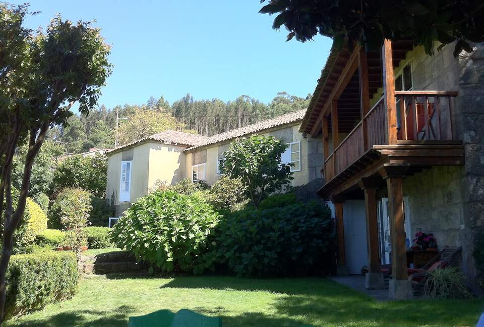 Serene Galician Cottage with La Toja Views - Simes, Spain