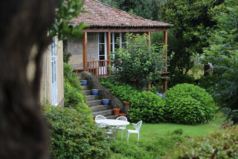 Serene Galician Cottage with La Toja Views - Simes, Spain