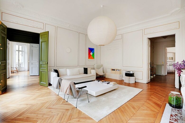 Chic Living in Central Paris - Paris, France