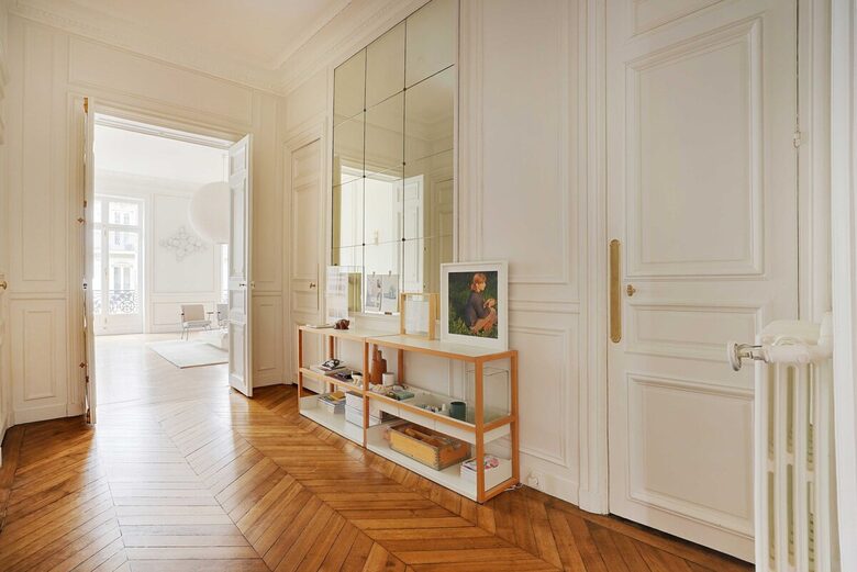 Chic Living in Central Paris - Paris, France