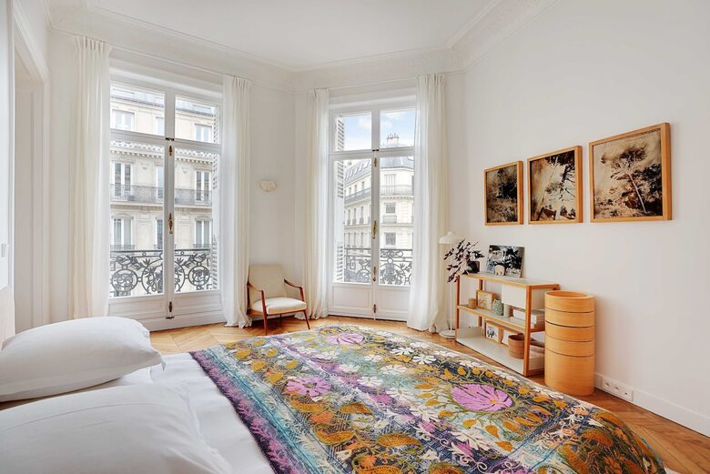 Chic Living in Central Paris - Paris, France