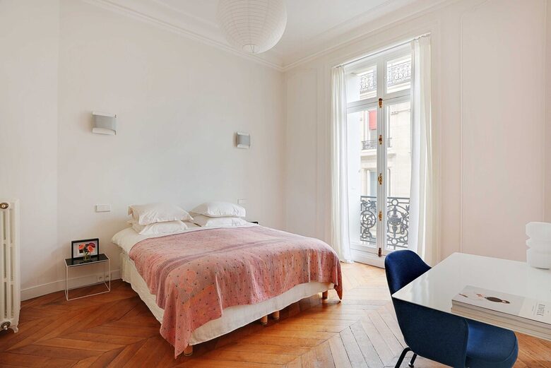 Chic Living in Central Paris - Paris, France