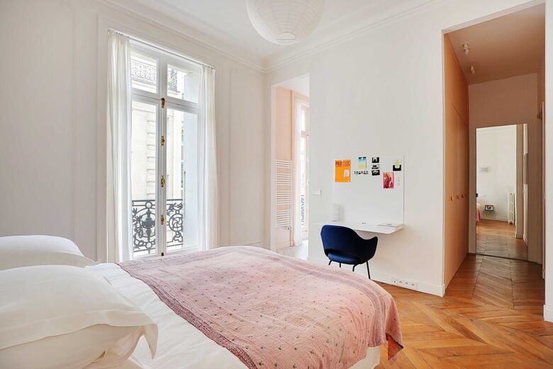 Chic Living in Central Paris - Paris, France