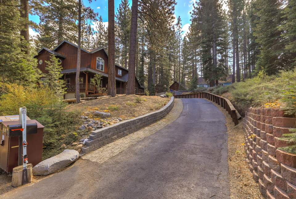 Chateau de Corbeau - South Lake Tahoe, California