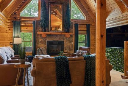 The Lodge at Bearwallow Mountain - Hendersonville, North Carolina