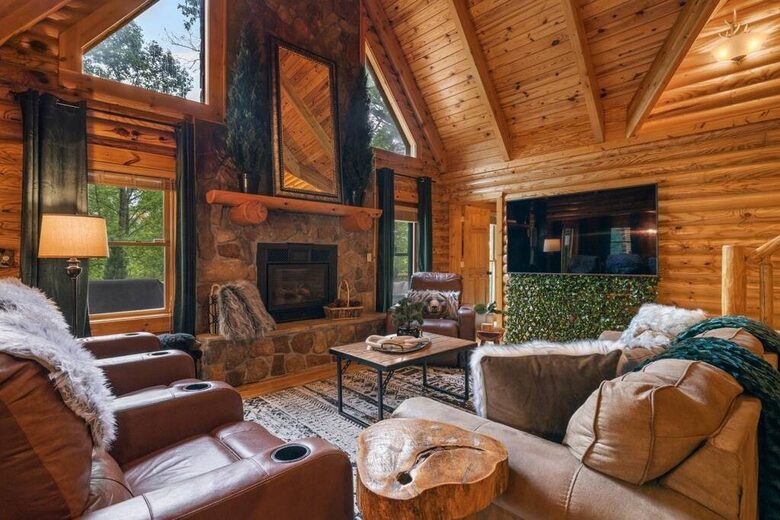 The Lodge at Bearwallow Mountain - Hendersonville, North Carolina