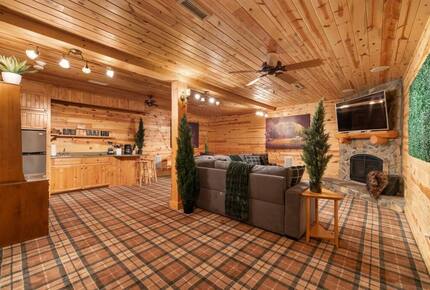 The Lodge at Bearwallow Mountain - Hendersonville, North Carolina