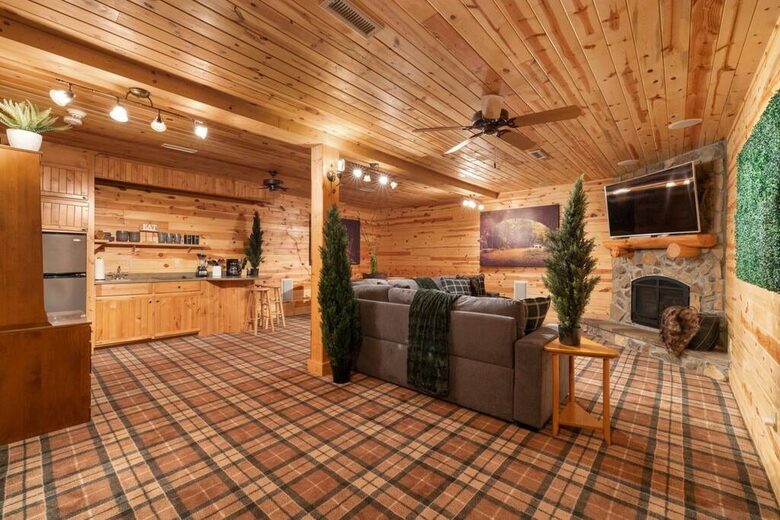 The Lodge at Bearwallow Mountain - Hendersonville, North Carolina