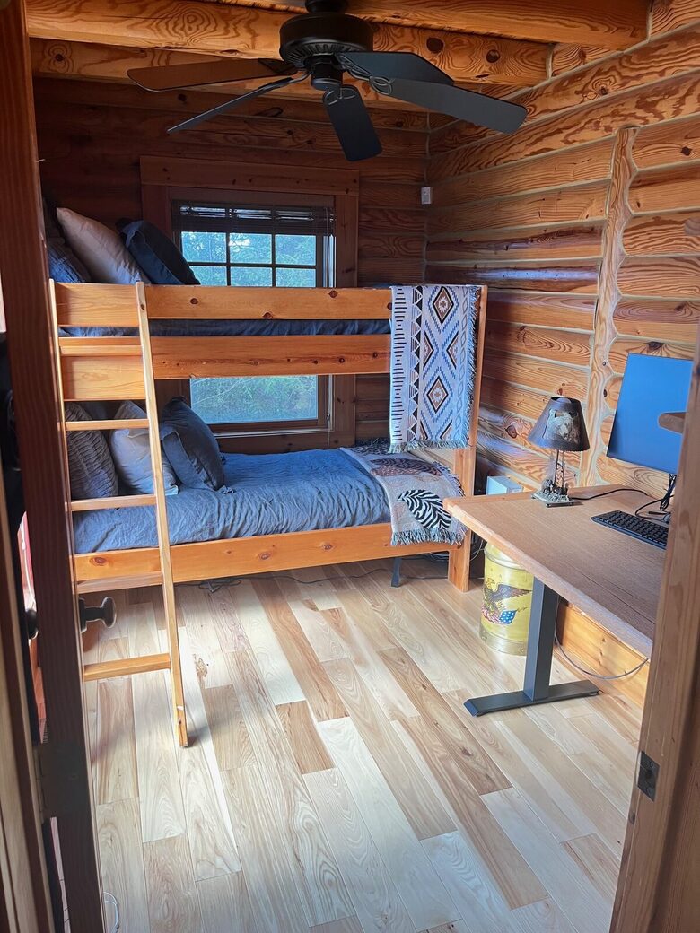 The Lodge at Bearwallow Mountain - Hendersonville, North Carolina