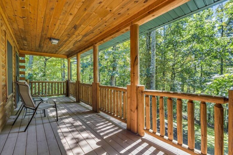 The Lodge at Bearwallow Mountain - Hendersonville, North Carolina