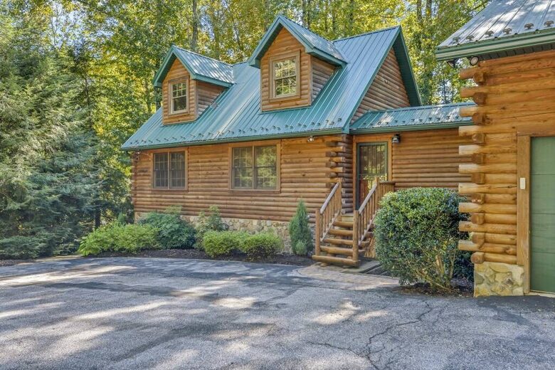 The Lodge at Bearwallow Mountain - Hendersonville, North Carolina