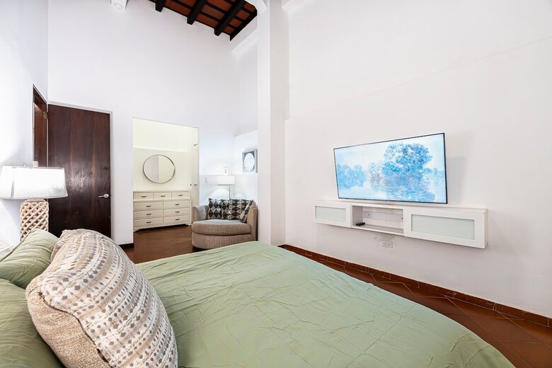 Large & Luxurious Getaway - San Juan, Puerto Rico