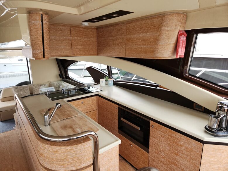 Aussie Azimut - Newport, Australia