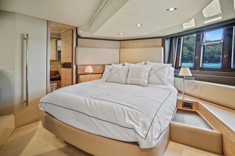 Aussie Azimut - Newport, Australia