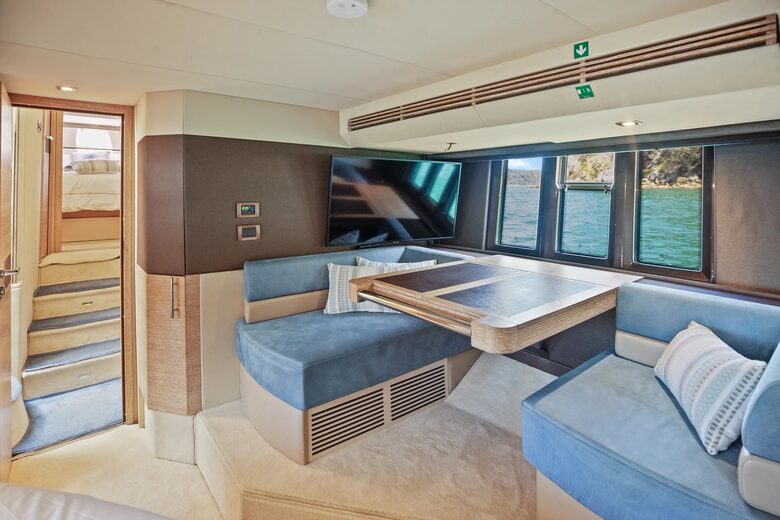 Aussie Azimut - Newport, Australia