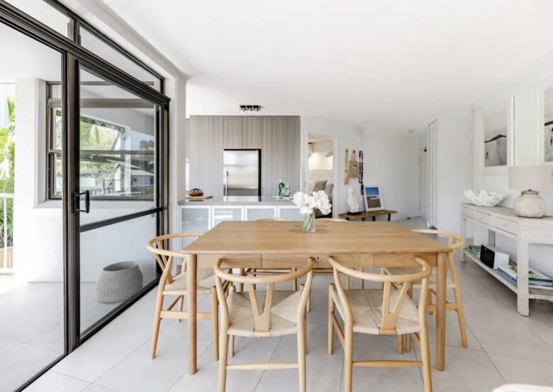 Little Cove Luxury Apartment - Noosa Heads, Australia