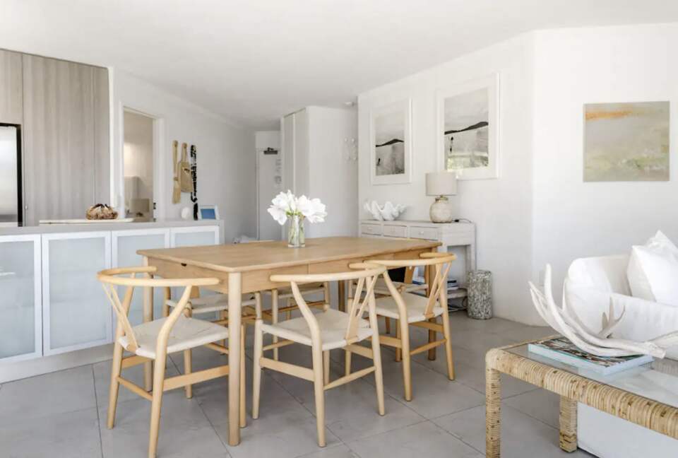 Little Cove Luxury Apartment - Noosa Heads, Australia