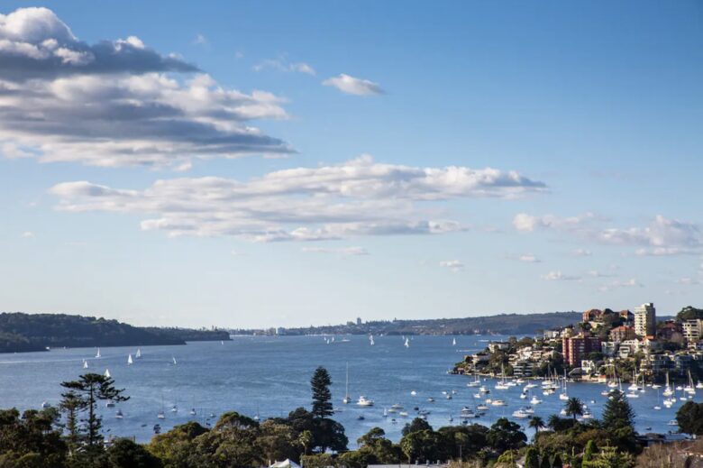 Stylish 1 Bedroom Penthouse with Large Terrace - Edgecliff, Australia