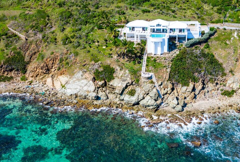 Amor de Mer | Oceanfront with Infinity Pool | Walk to Beach - Upper Prince's Quarters, Sint Maarten (Dutch part)
