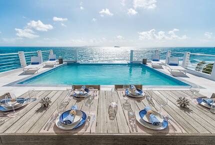 Amor de Mer | Oceanfront with Infinity Pool | Walk to Beach - Upper Prince's Quarters, Sint Maarten (Dutch part)