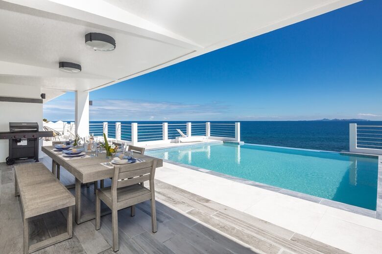 Amor de Mer | Oceanfront with Infinity Pool | Walk to Beach - Upper Prince's Quarters, Sint Maarten (Dutch part)